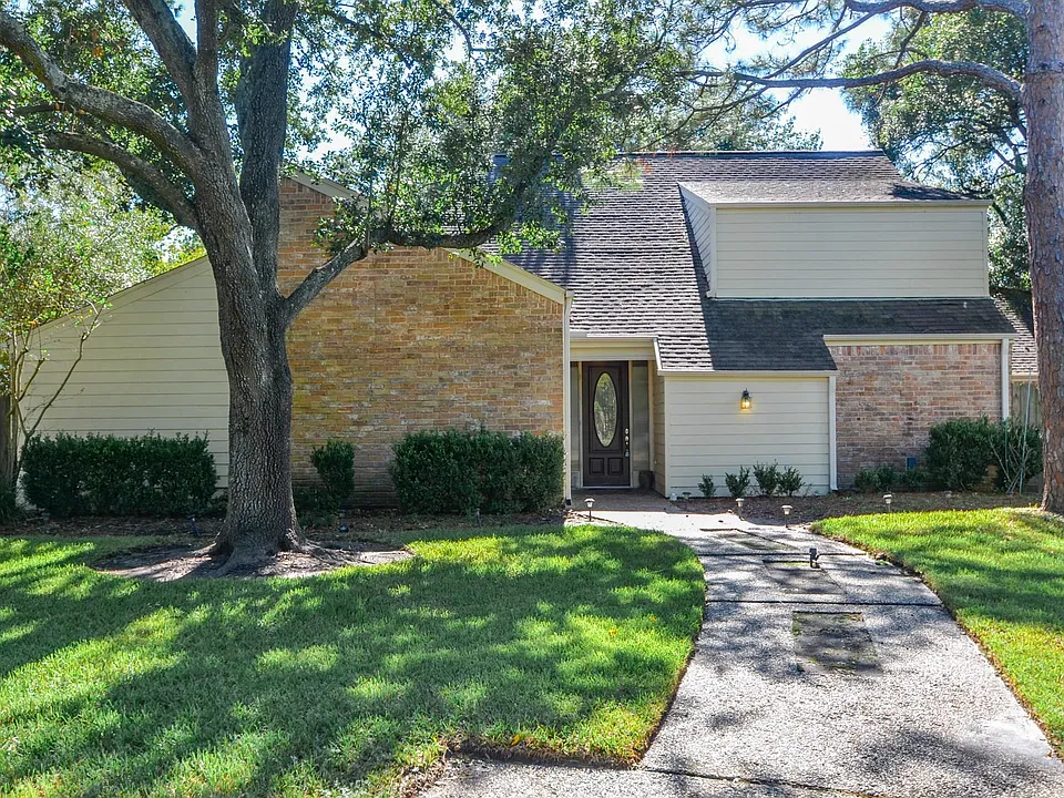 722 Langton Ct