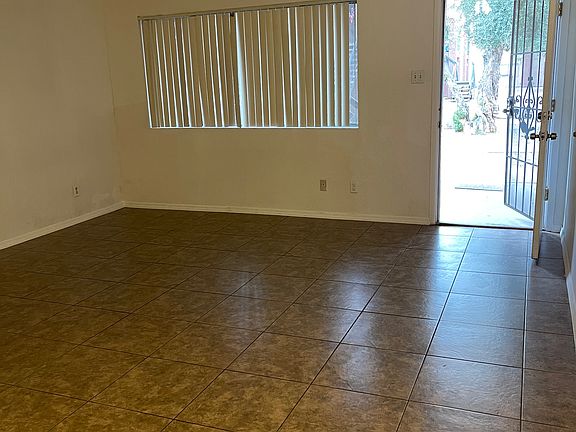 4th image of 3810 N Maryvale Pkwy APT 1078
