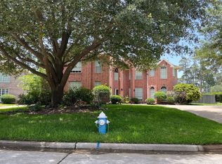 9210 Memorial Trail Dr, Spring, TX 77379