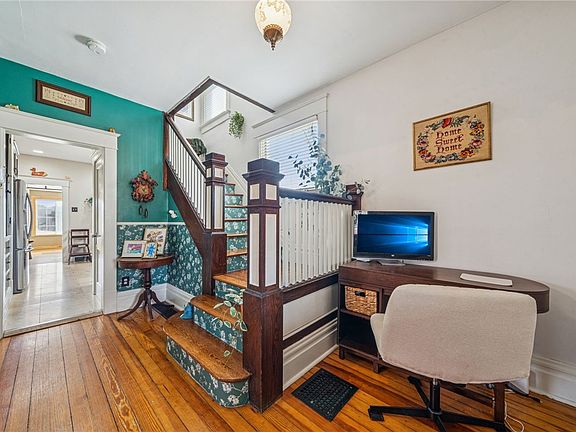 5th image of 416 Pine Run Rd