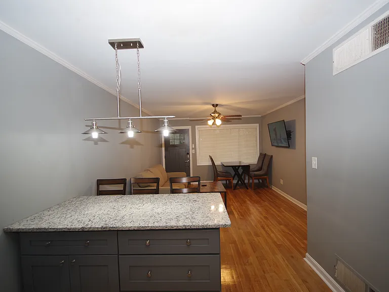 1272 Woodland Ave NE — Photo 5