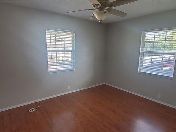 5th image of 5265 E Bay Dr APT 820