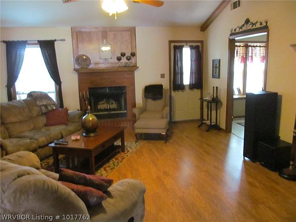 5th image of 2910 W Linda Ln