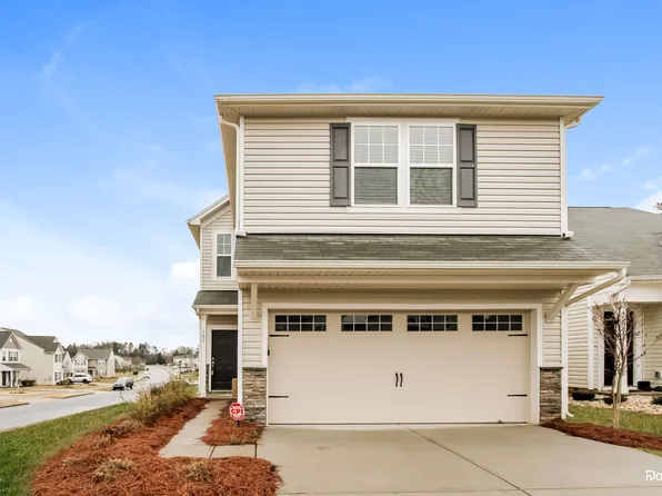 701 Falls Ln, Kannapolis, NC 28081