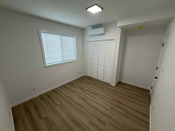 4th image of 366 24th Ave #A