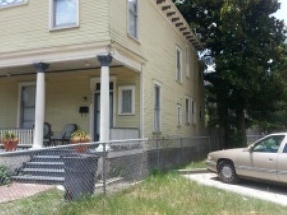 2nd image of 1506 Pearl St