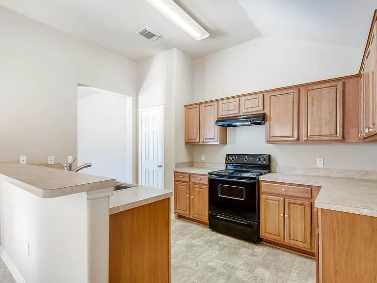 1642 S Diamondhead Blvd — Photo 3
