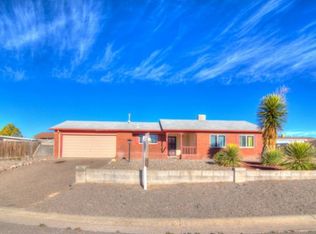 352 Alda Rd SE, Rio Rancho, NM 87124