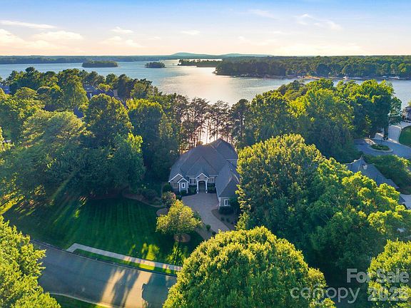2nd image of 116 Union Chapel Dr