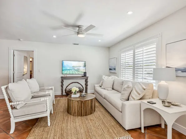 510 106th Ave N #Id1387169p, Naples, FL 34108