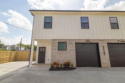 5036 Mallow St Photo 1