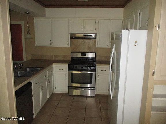 3rd image of 103 Belle Haven Dr