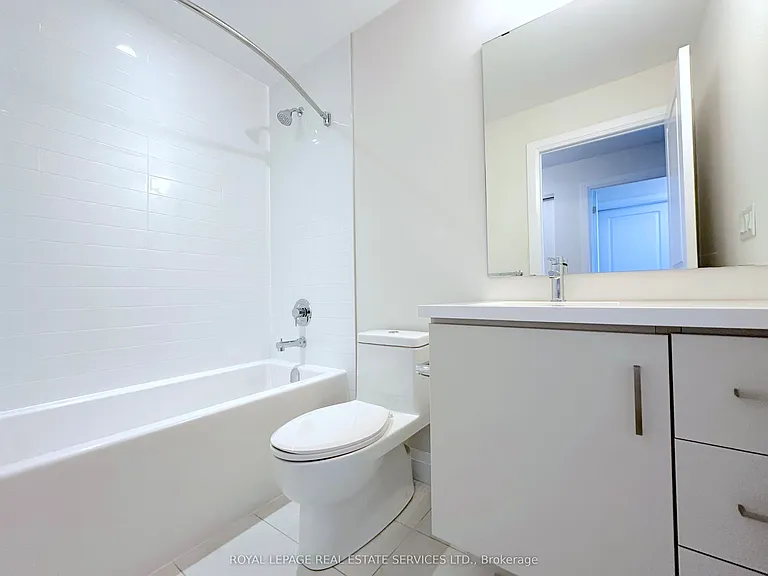 2333 Taunton Rd #901 — Photo 6
