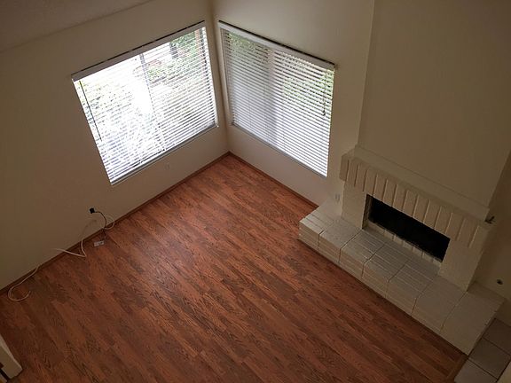 2nd image of 10720 Escobar Dr