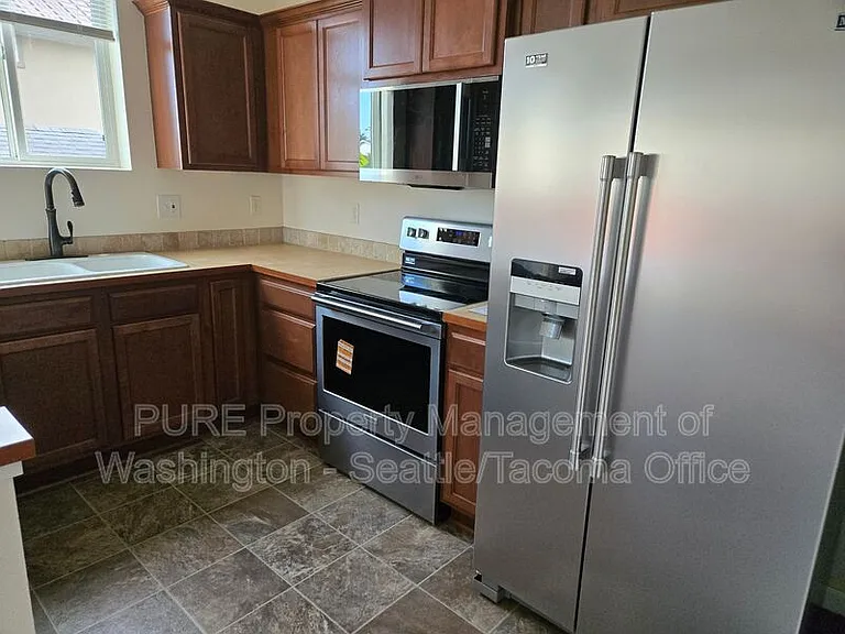 5027 NE 5th Pl — Photo 11