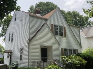1044 N Union St, Fostoria, OH 44830