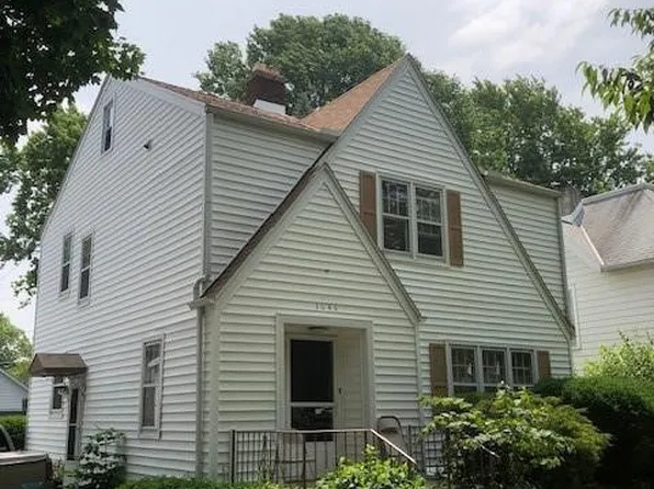 1044 N Union St, Fostoria, OH 44830