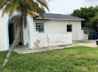 1025 Ridgeway Dr, North Fort Myers, FL 33903