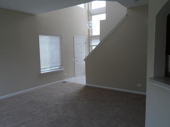 5th image of 892 Mesa Dr