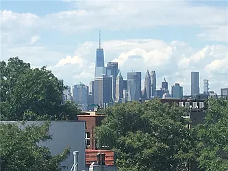 Rented by R New York