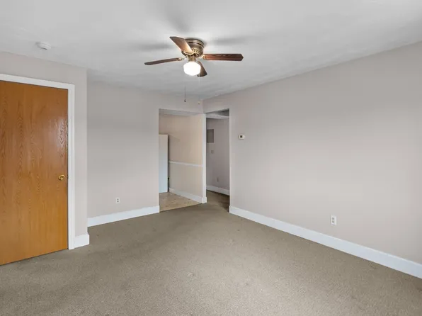 70 North Ct #F, Fall River, MA 02720