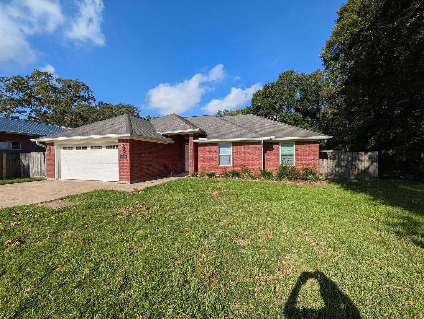209 E. 2nd St., Port Neches, TX 77651 — Photo 1