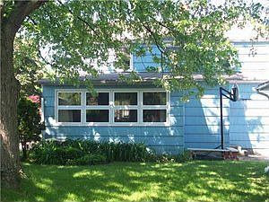 3rd image of 419 Somerville Ave