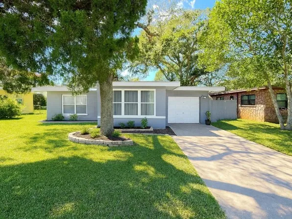 808 Derbyshire Rd, Daytona Beach, FL 32117