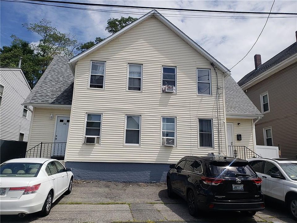 1st image of 190 Narragansett Ave