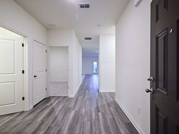 2nd image of 2328 Argento Cir