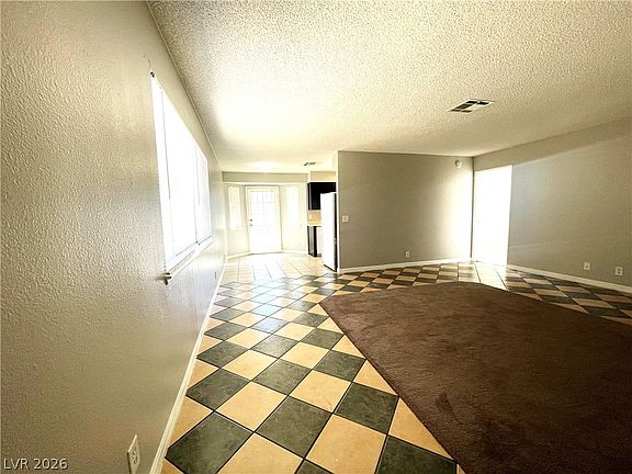 3rd image of 515 Chandler St