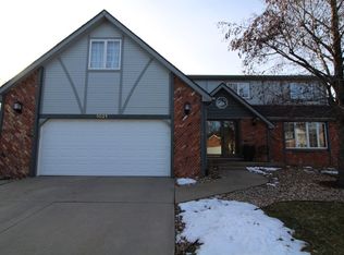 1021 Evergreen Dr, Lincoln, NE 68510