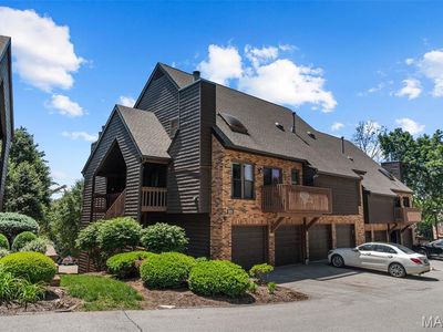 5168 Hollow Wood Ct Unit D, Saint Louis, MO, 63128