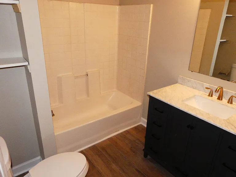 Upstairs bathroom.
