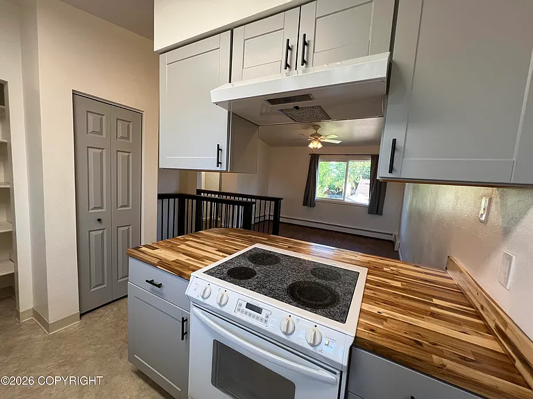 1509 Karluk St #B — Photo 8