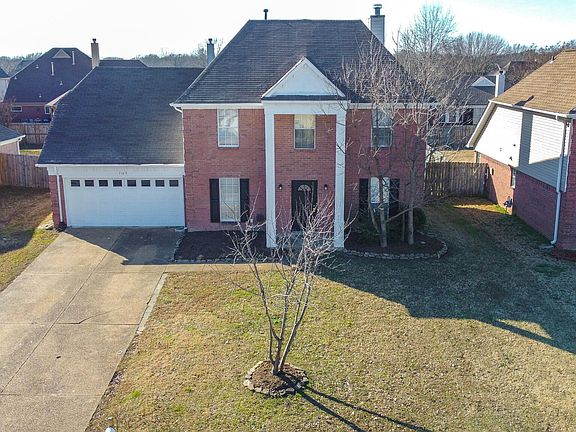 4th image of 7169 Fox Creek Dr