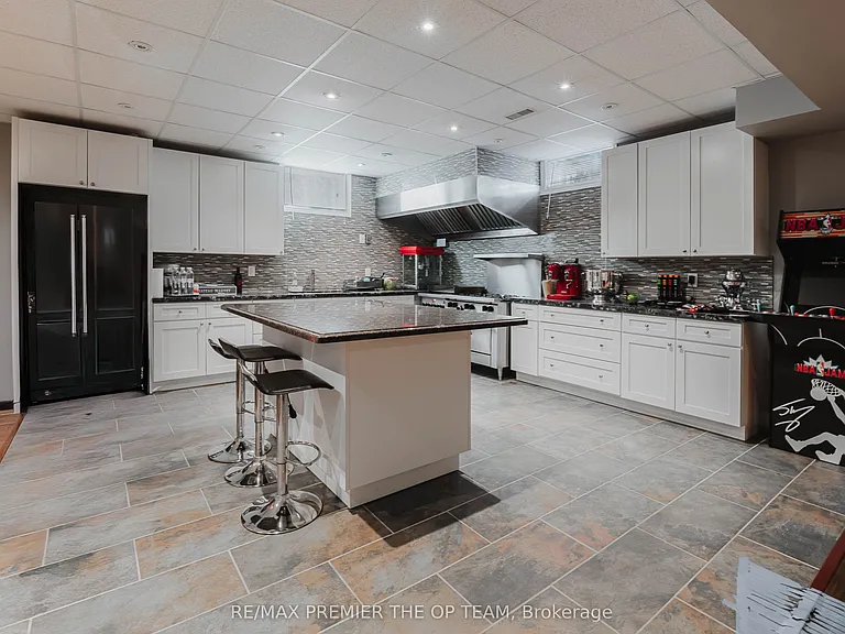 56 Park Ridge Dr #FULL — Photo 30