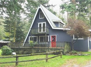 480 Sunset Ave, Eastsound, WA 98245