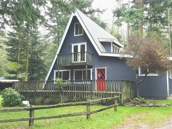 480 Sunset Ave, Eastsound, WA 98245