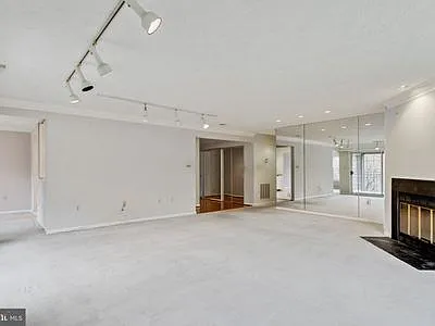 7 Pipe Hill Ct #B — Photo 15