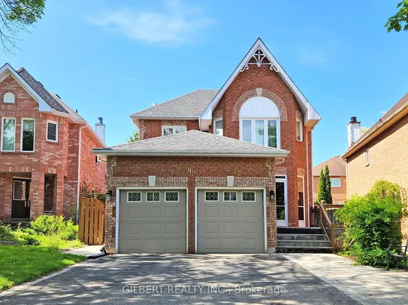 90 Chiswick Cres, Aurora, ON L4G 6P1