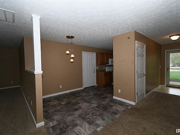 5th image of 1757 Stults Rd