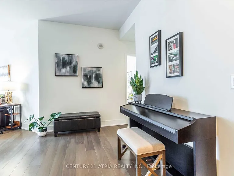144 Park St #710 — Photo 12