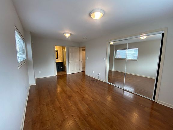 5th image of 24623 Margaret Dr #B