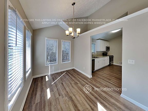 4th image of 232 Rustic Ridge Dr NE