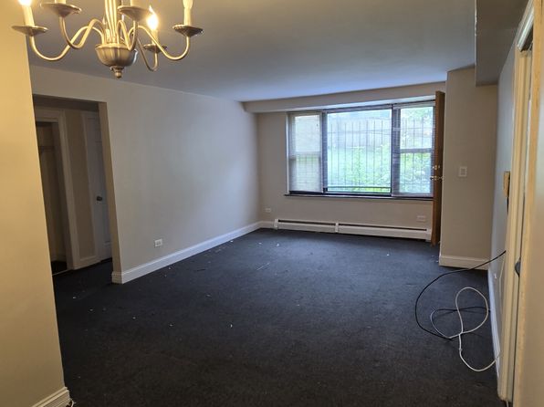 7328 N Ridge Blvd APT 1E