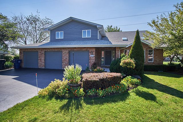 1st image of 16112 S Oak Valley Trl