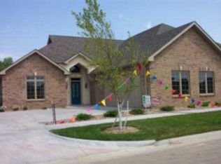 2820 Stone Valley Dr, Manhattan, KS 66502