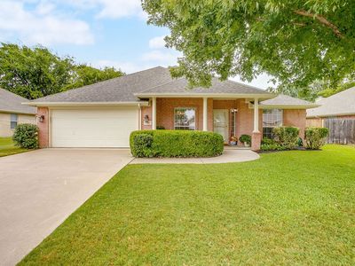 840 Heberle Dr, Burleson, TX, 76028