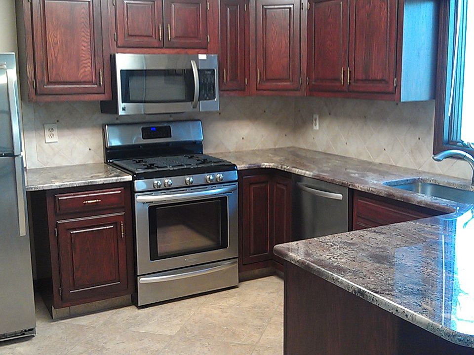 1st image of 6 Saddle River Ct